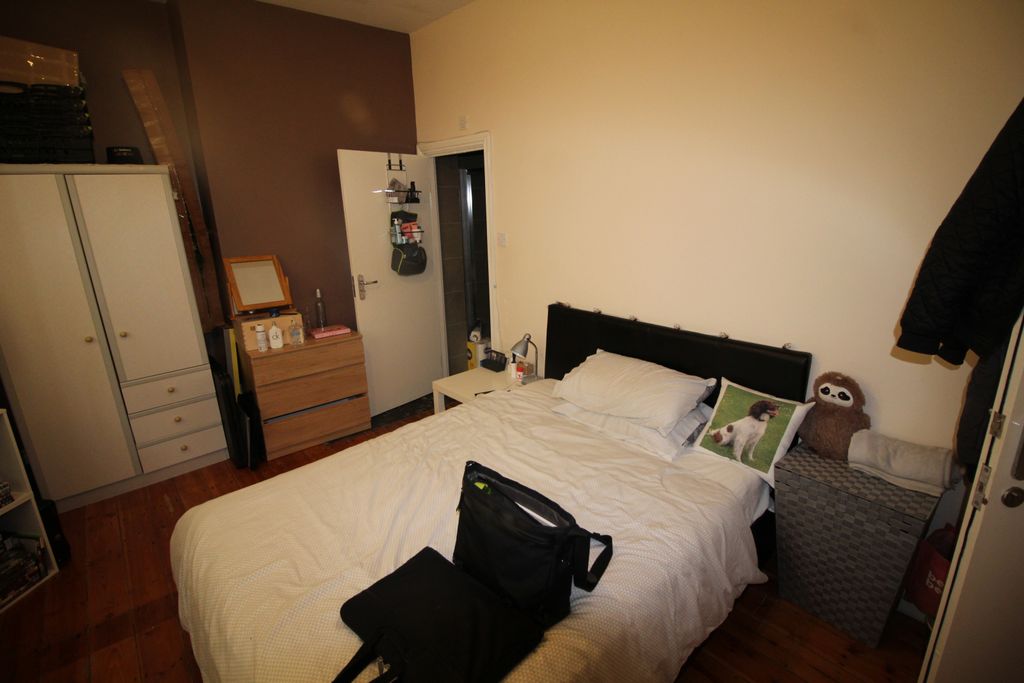 Property photo 2 of 8 Gallery