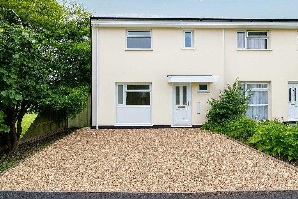 Property photo 1 of 1 Front