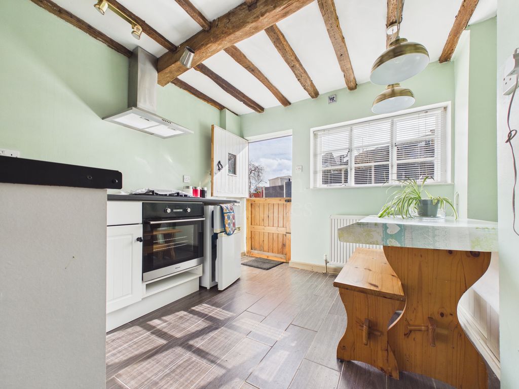 Property photo 2 of 26