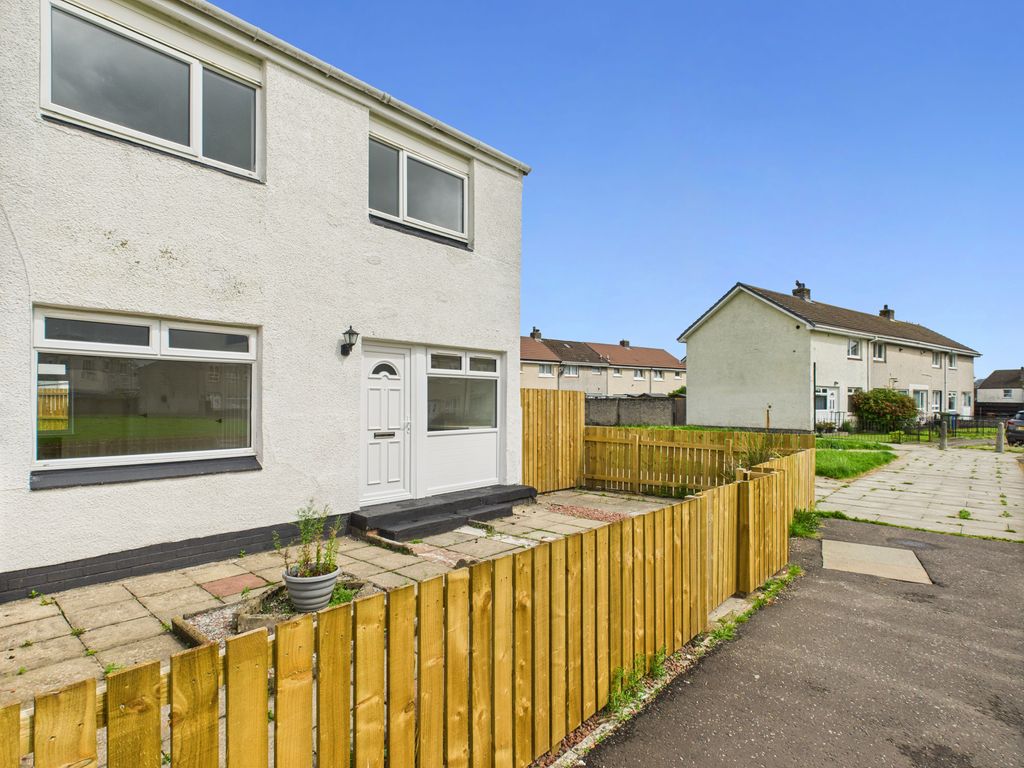 Property photo 1 of 14 Cam05526G0-Pr0008-Still032