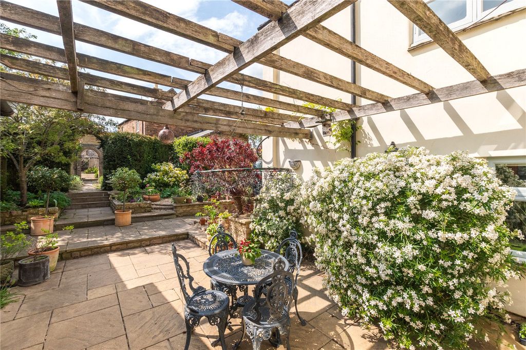 Additional image 27 of 6 bed terraced house for saleHigh Street St Martins, Stamford, Lincolnshire PE9