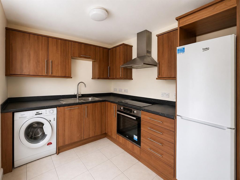 Property photo 2 of 6