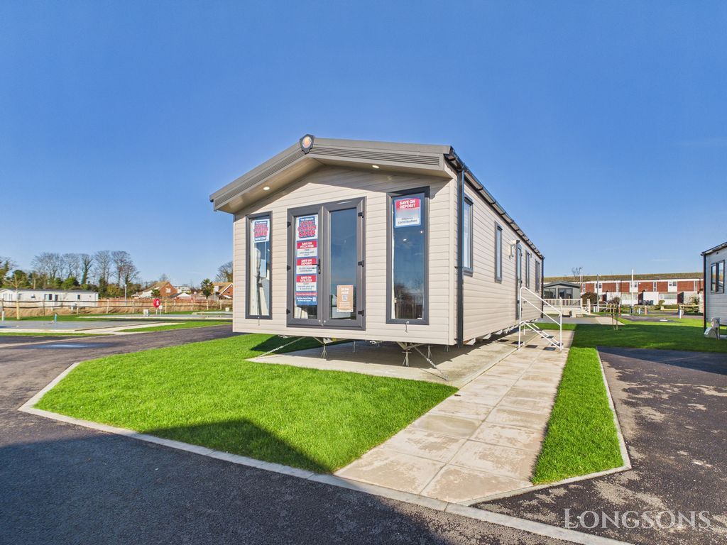 Property photo 1 of 18 Cam02173G0 Pr0333 Still035