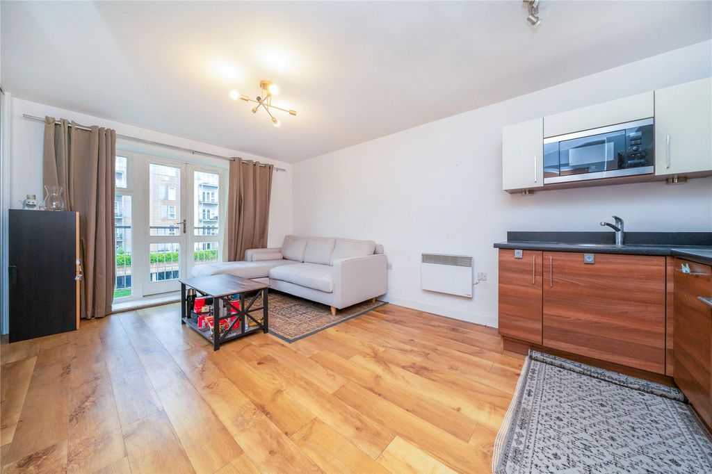 Property photo 2 of 13 Picture No. 01