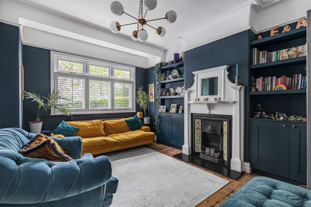 Property photo 3 of 20