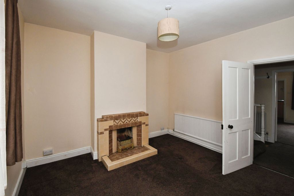 Property photo 3 of 21