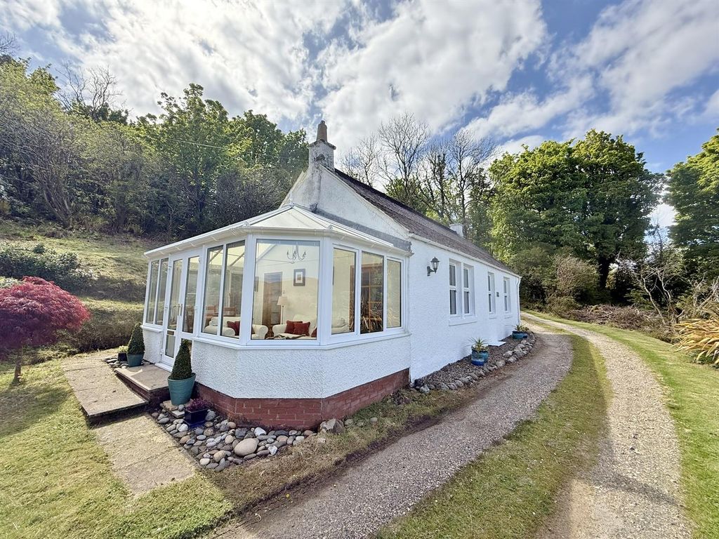 Property photo 1 of 59 The Croft