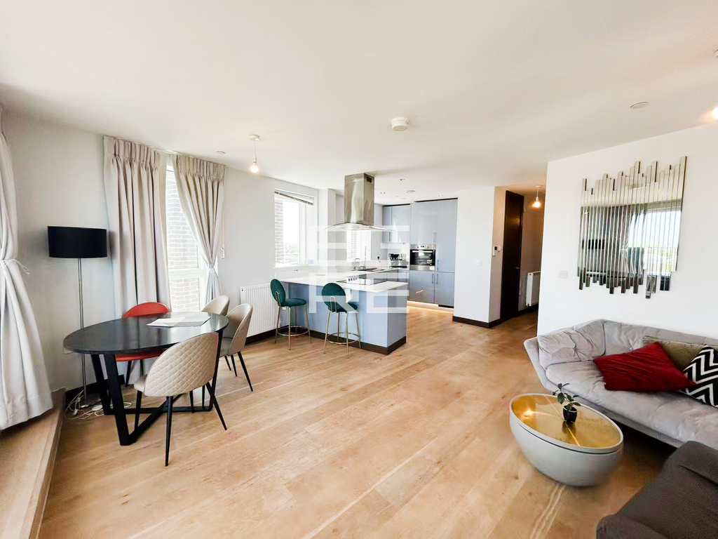 Property photo 2 of 11