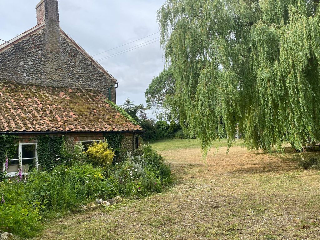 Property photo 2 of 18