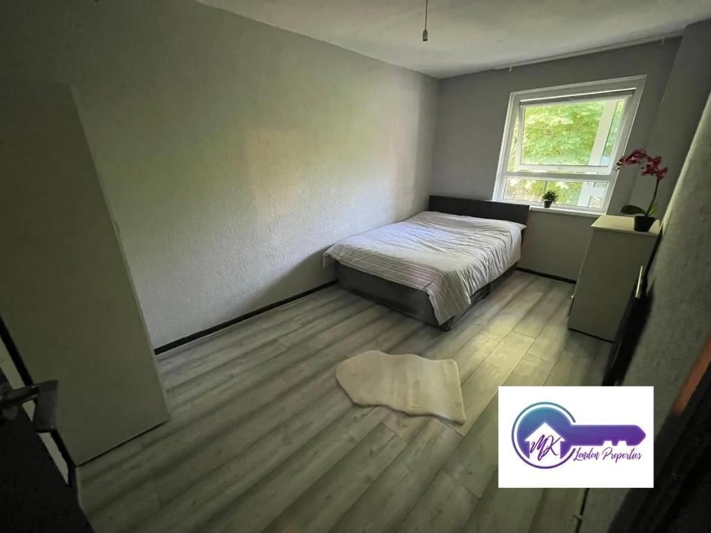 Property photo 2 of 8 Photo 2