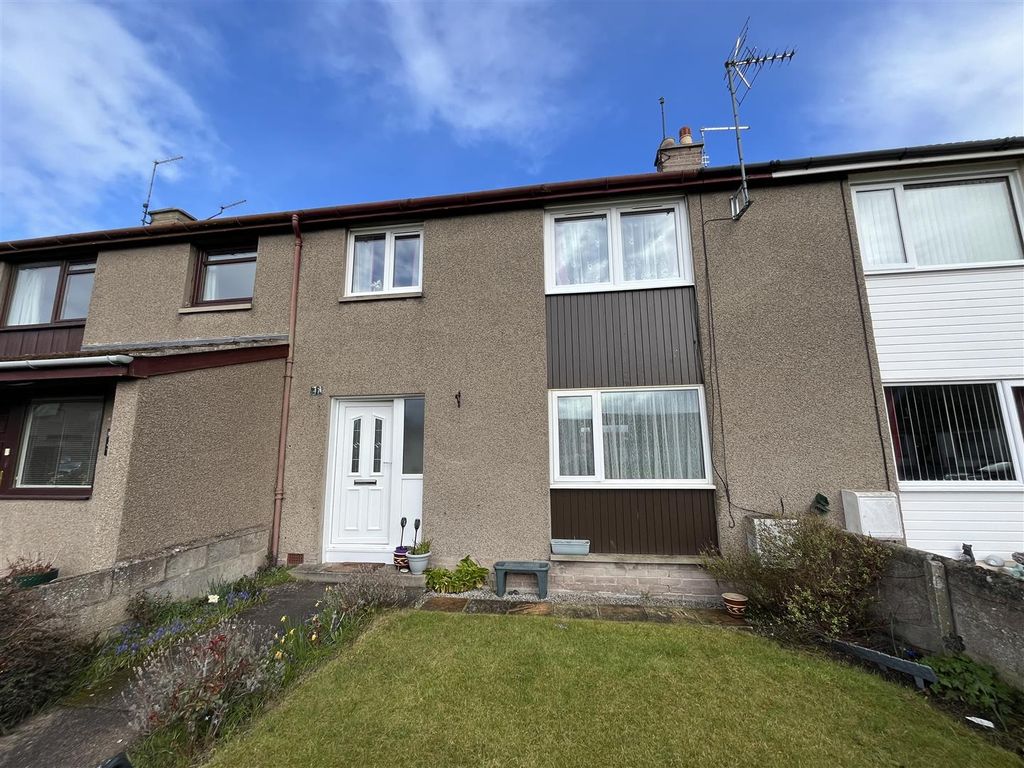 Property photo 1 of 15 47 Moray Street, Fochabers