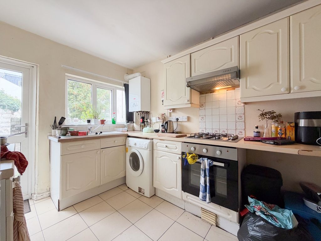 Property photo 3 of 11 Call 02920 454555 To Secure Your Viewing_5