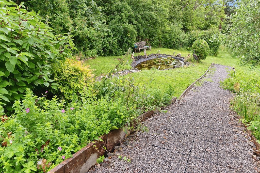 Property photo 3 of 22
