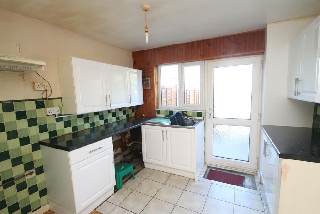 Property photo 2 of 10 Img_9635.Jpg