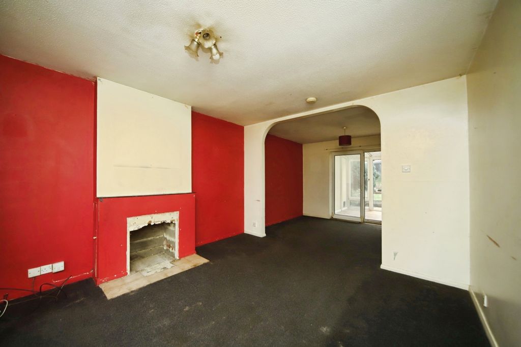 Property photo 3 of 49 Pbox-Img.Jpg