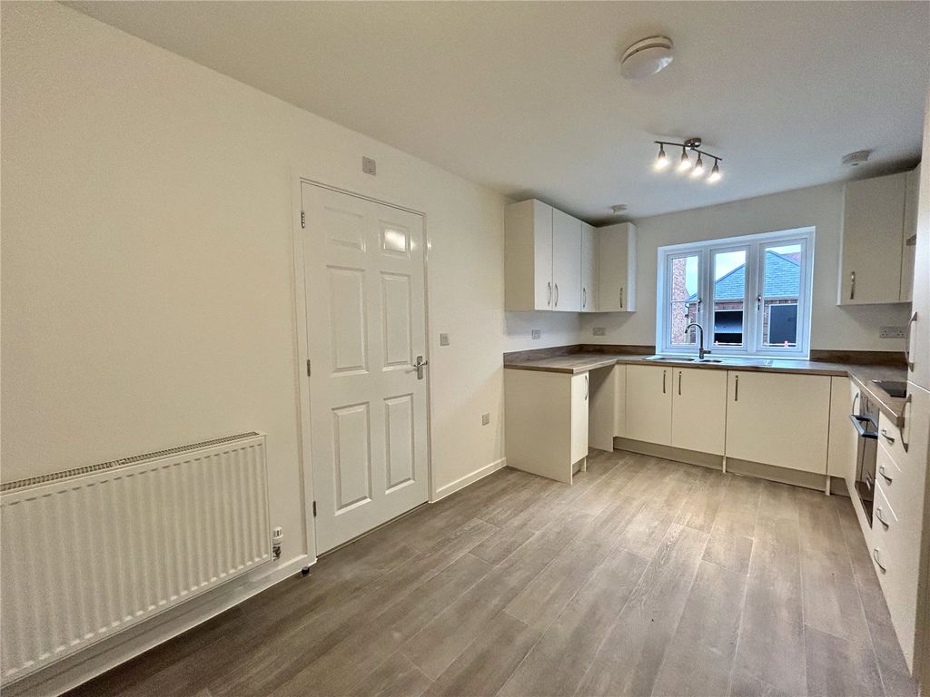 Property photo 3 of 12 Picture No. 05