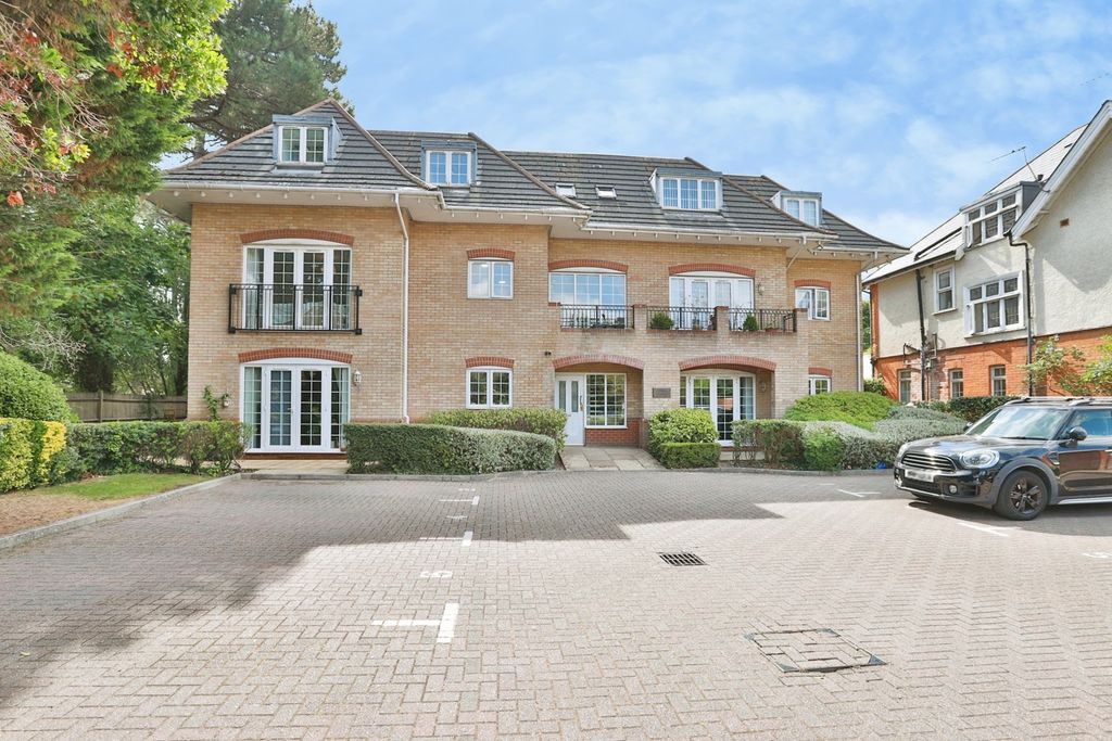 Property photo 2 of 16 Pbox-Img.Jpg