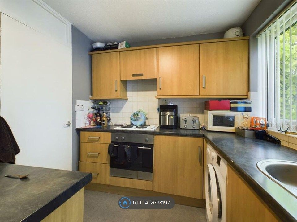 Property photo 3 of 4