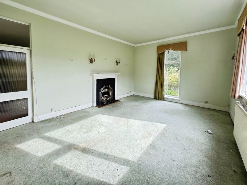 Property photo 3 of 10 Photo 8
