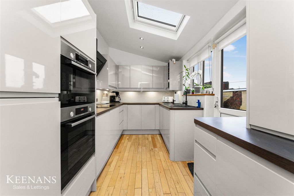 Property photo 2 of 56 5.Jpg