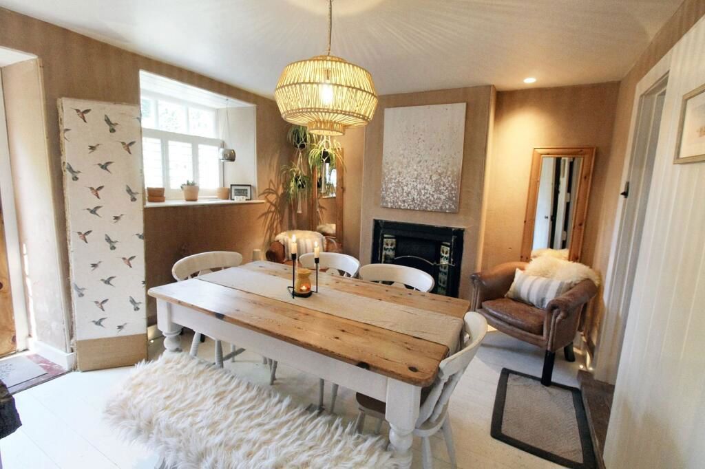 Property photo 2 of 35