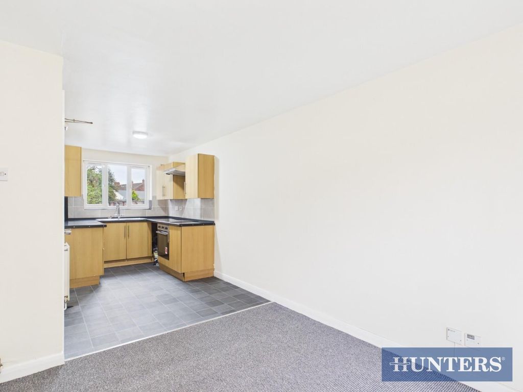 Property photo 3 of 10 Cam01450G0-Pr0336-Still005.Jpg