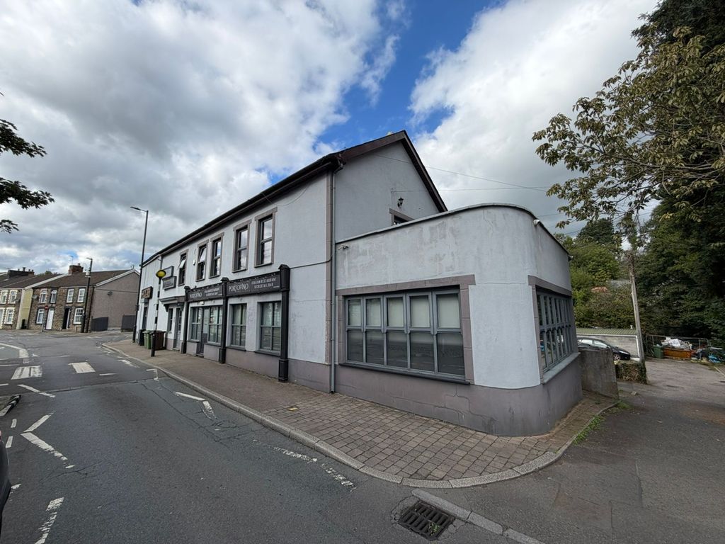 Property photo 1 of 54