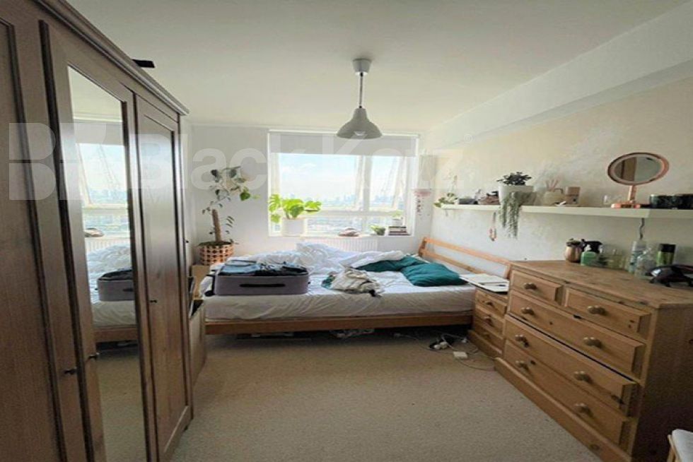 Property photo 1 of 4
