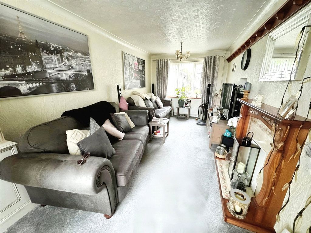 Property photo 2 of 9 Living Room