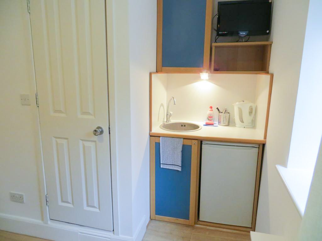 Property photo 3 of 7 Gallery