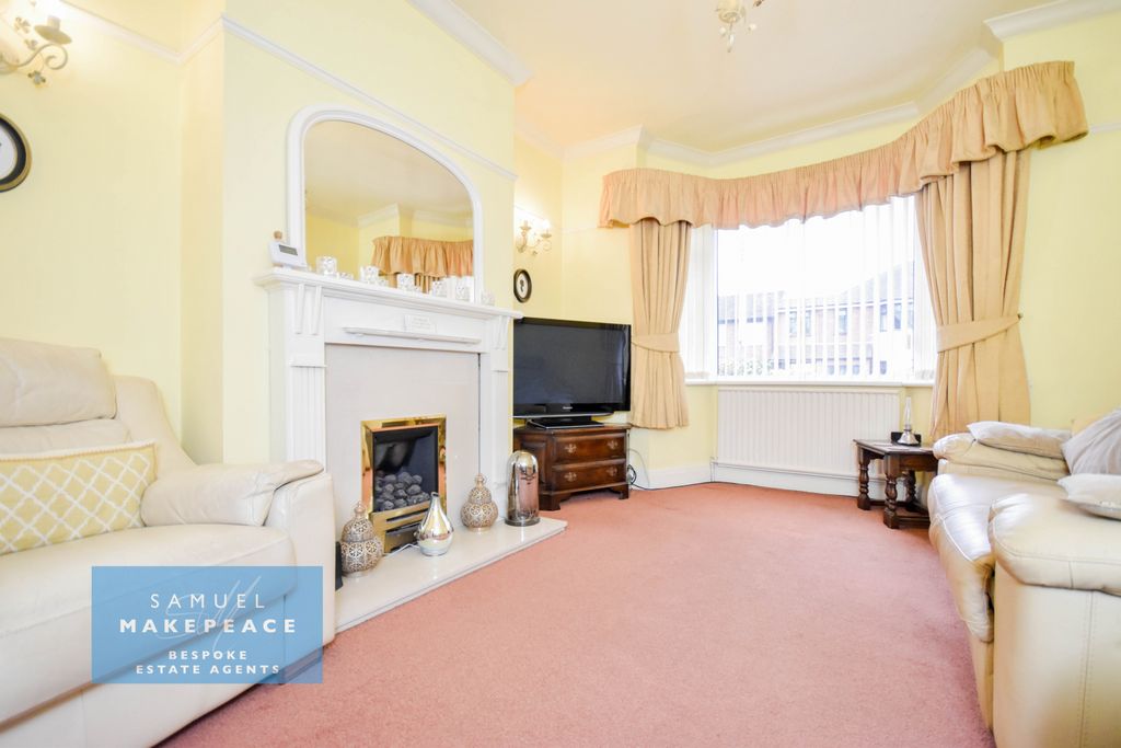 Property photo 2 of 21 Gallery