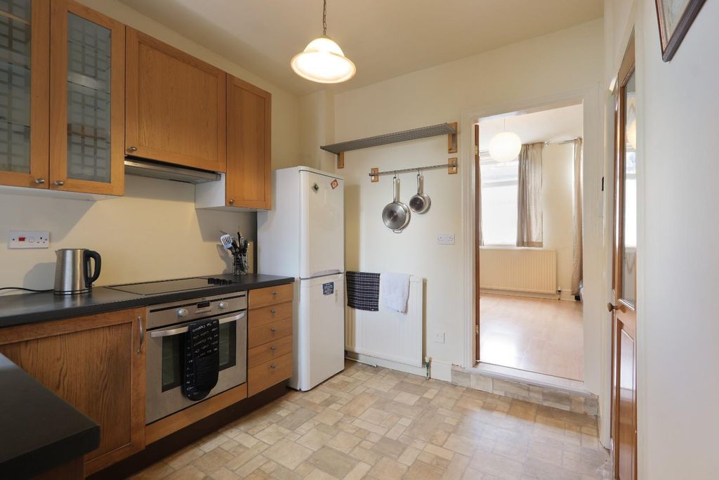 Property photo 1 of 19 Kitchen