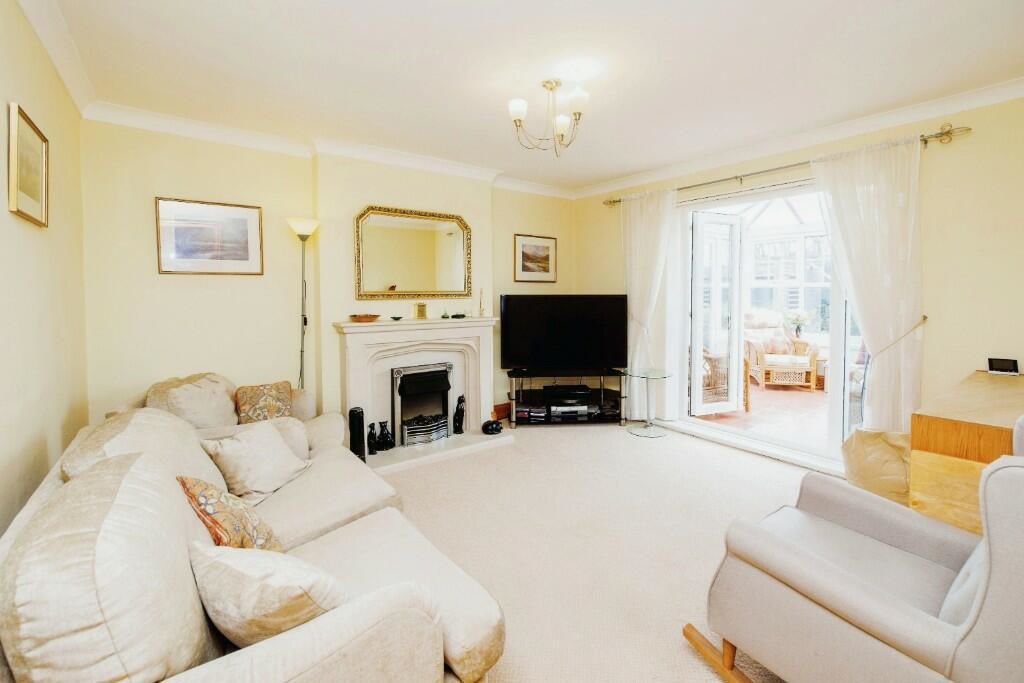 Property photo 3 of 17 Photo 13