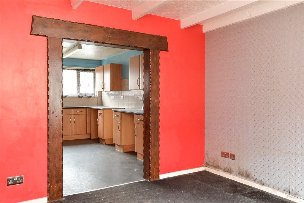 Property photo 3 of 13 Internal Feature
