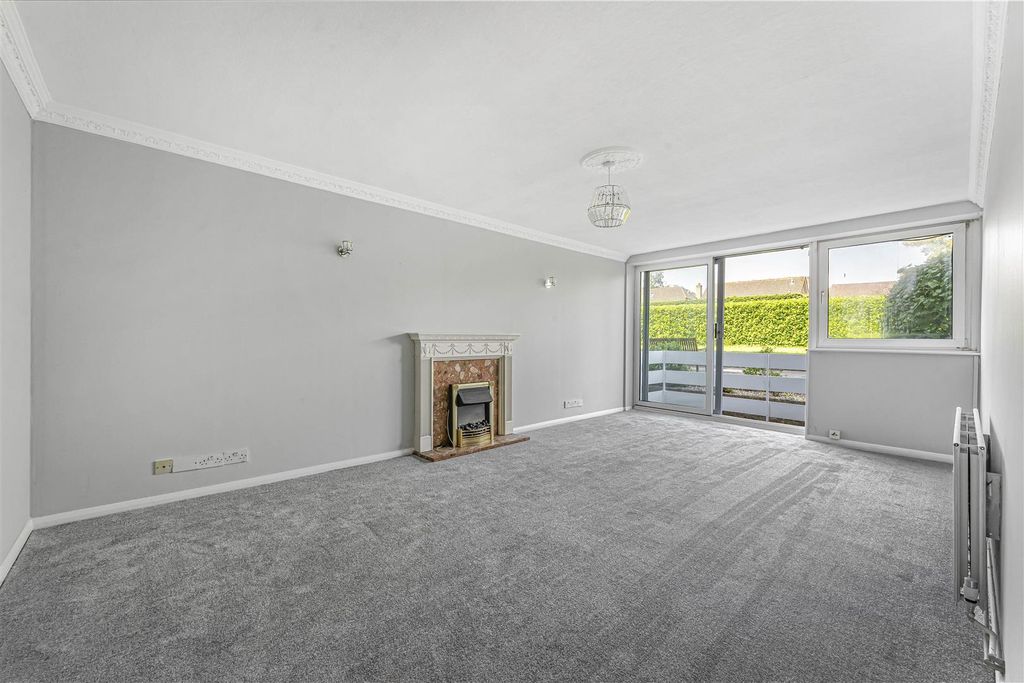 Property photo 2 of 18 2