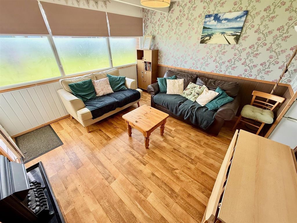 Property photo 2 of 8 Living Room