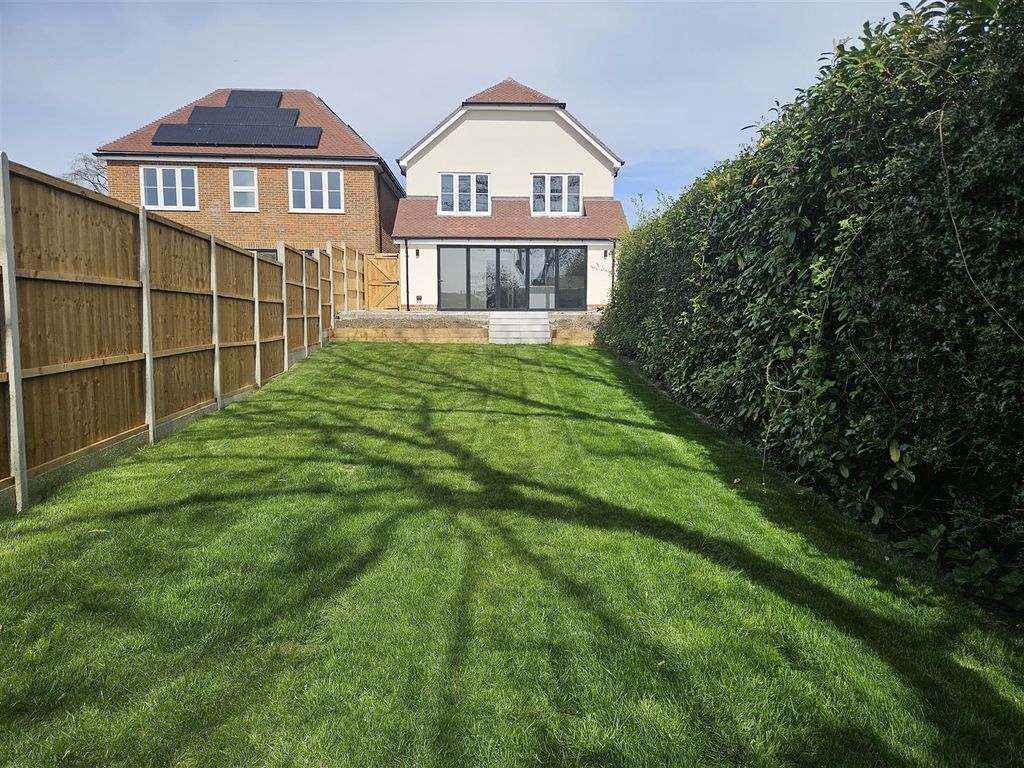 Property photo 2 of 22 April Garden 1.Jpg
