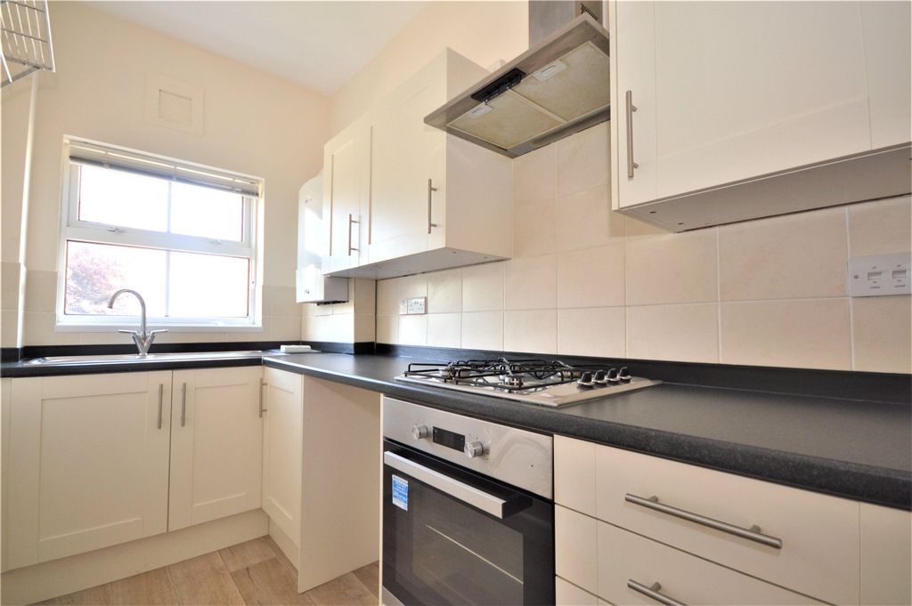 Property photo 2 of 6 Kitchen