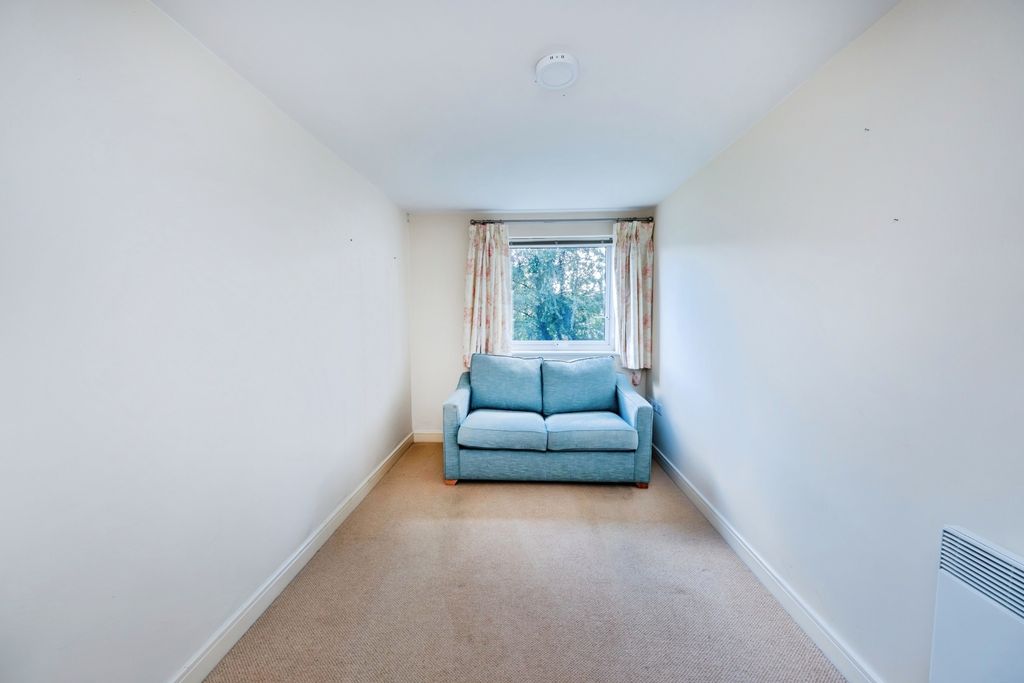 Additional image 10 of 2 bed flat for saleThe Wharf, Leighton Buzzard, Bedfordshire LU7