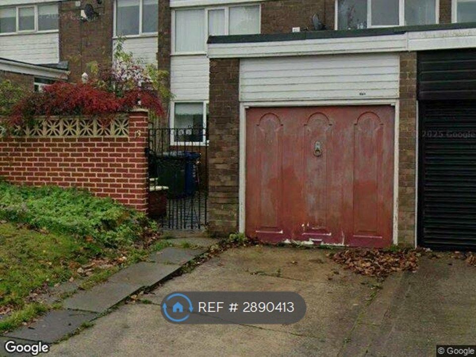 Property photo 1 of 4