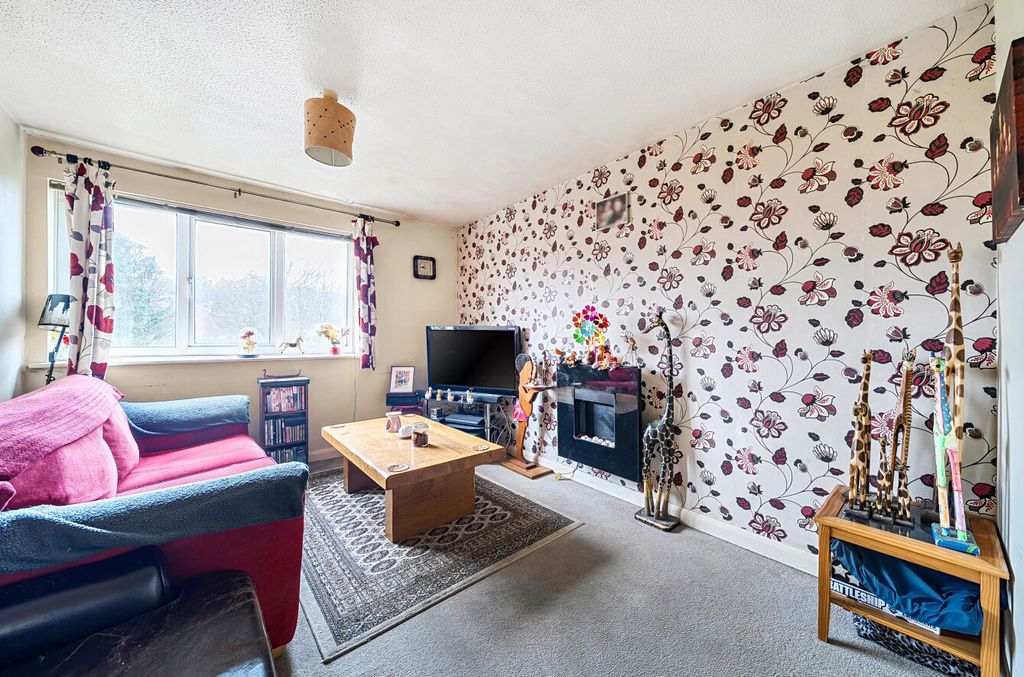 Property photo 3 of 10 1396751-8-6968c6A...