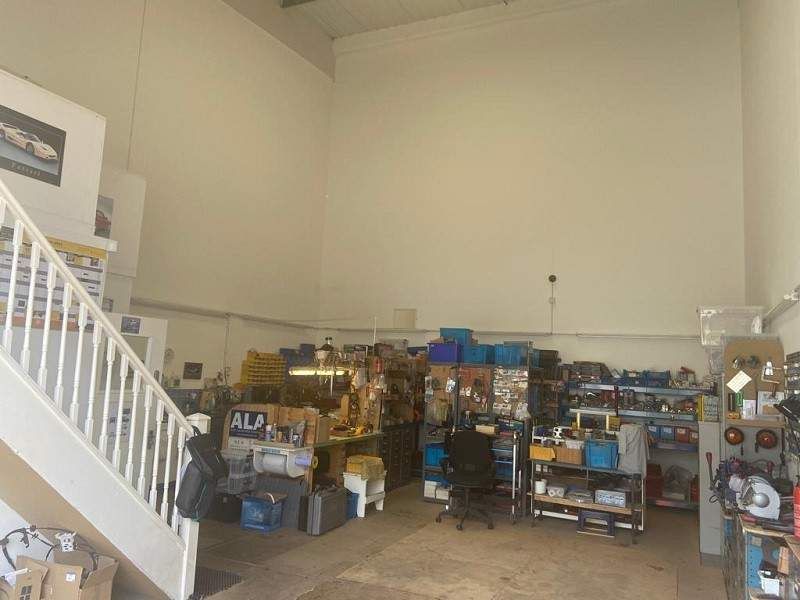 Property photo 3 of 19