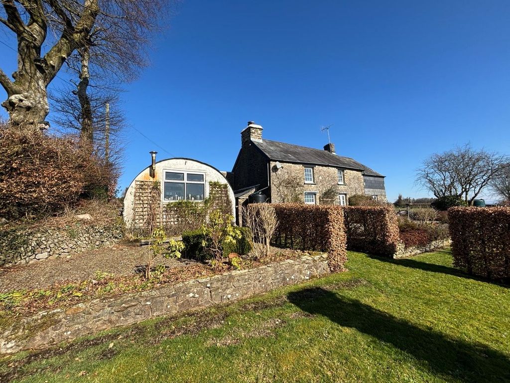 Property photo 2 of 58