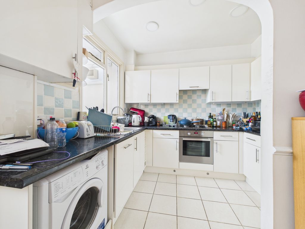 Property photo 3 of 16