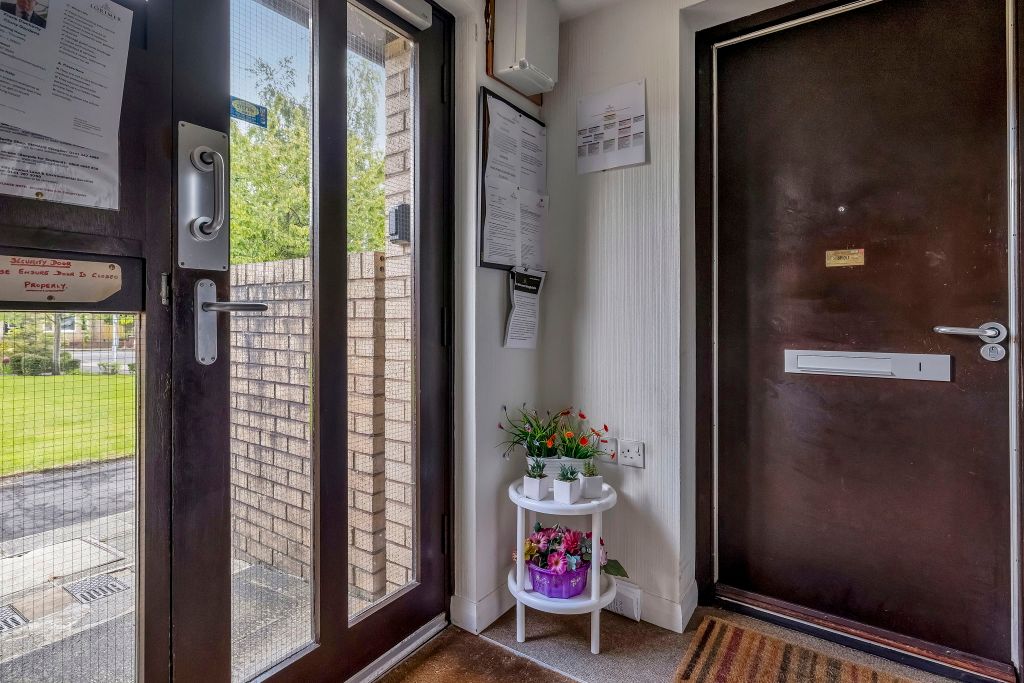 Property photo 3 of 29