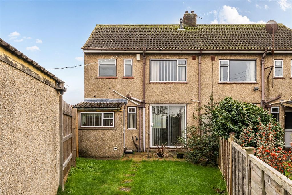 Property photo 2 of 16 Rear Garden