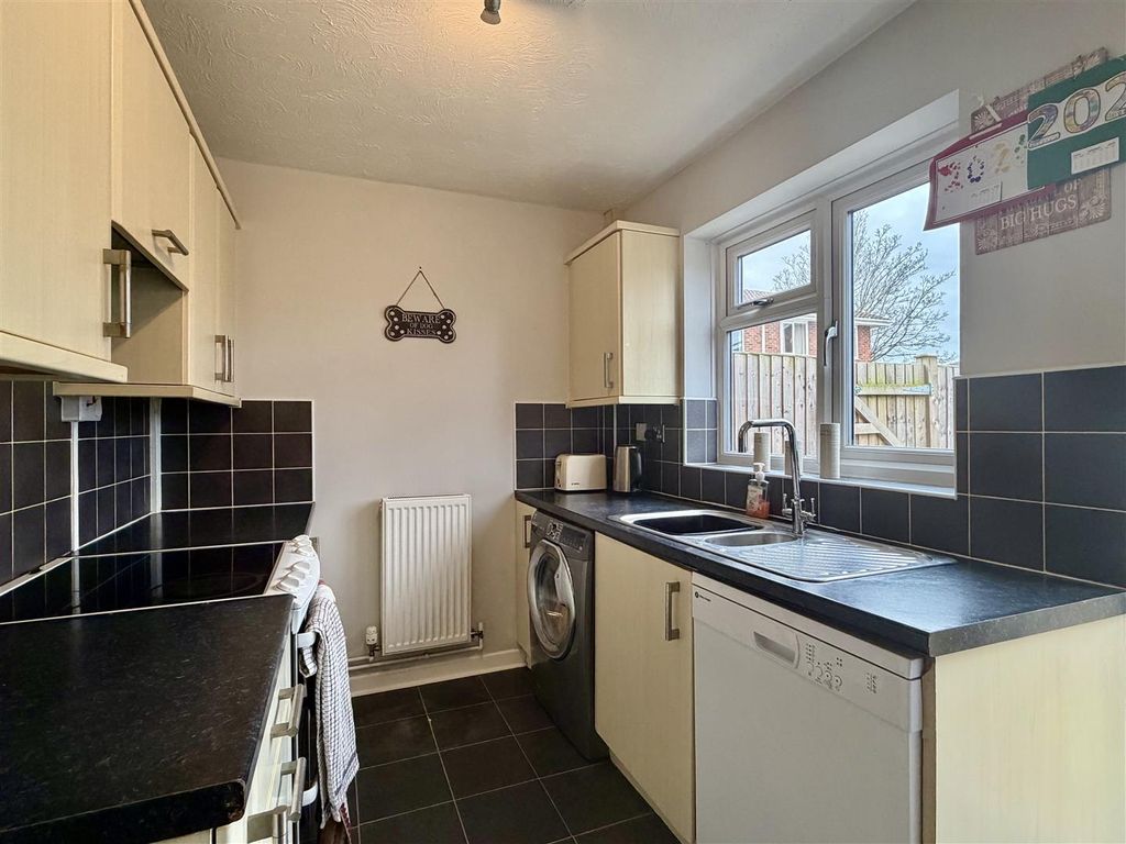 Property photo 3 of 13