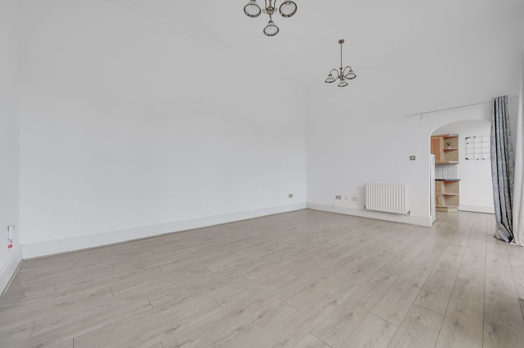 Property photo 3 of 18 Kfh-Coach_House_3_Ro