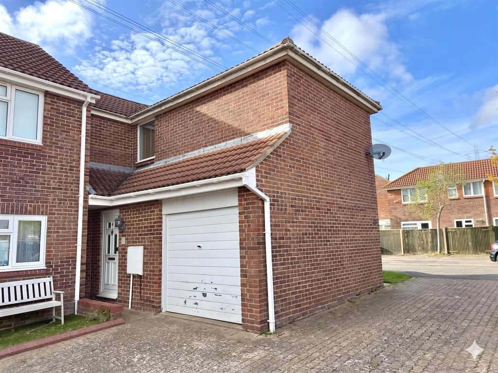 Property photo 1 of 10 Front.Jpg