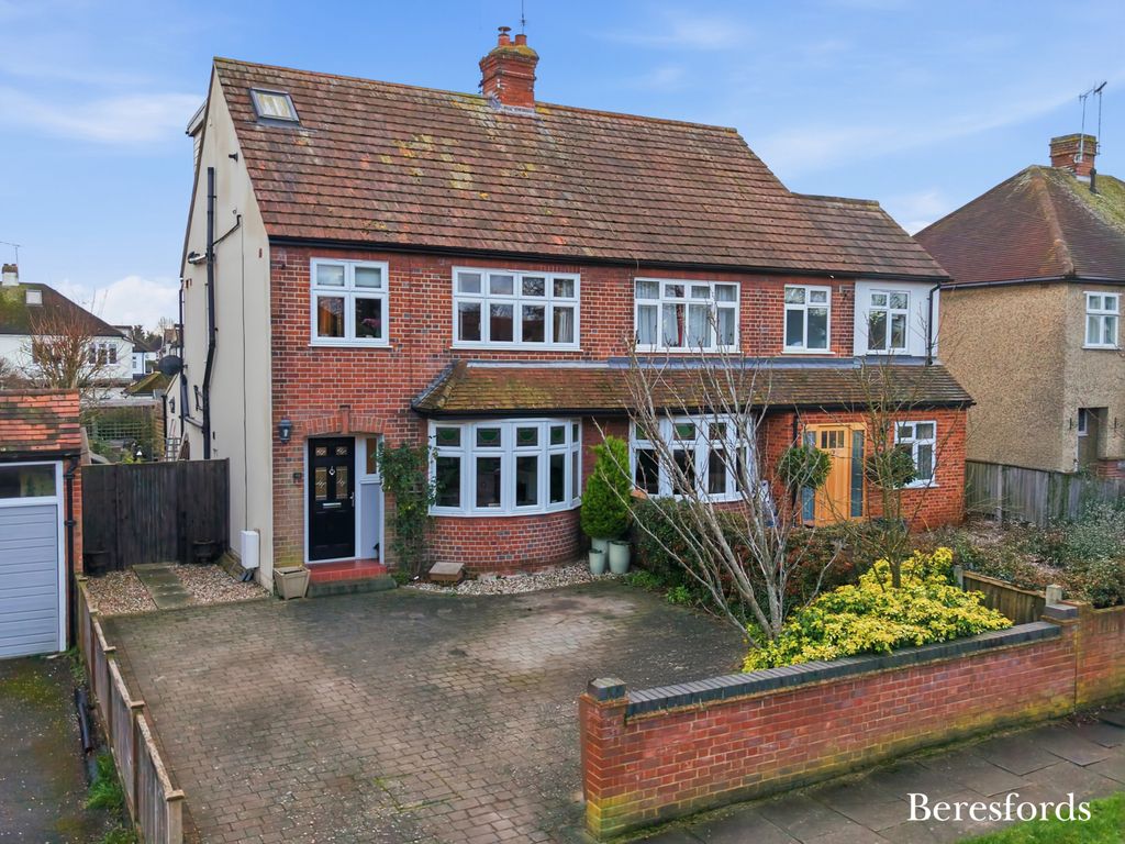 Property photo 1 of 31 Front